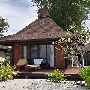Beachfront Villa 1st Row